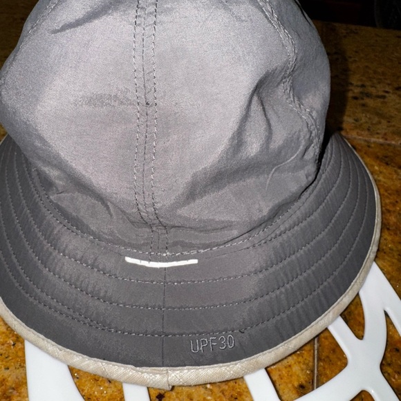 Outdoor Research reversible Hat - Picture 3 of 5